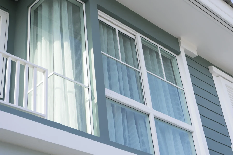 Waarom vensterbanken en raamdorpels cruciaal zijn voor je woning